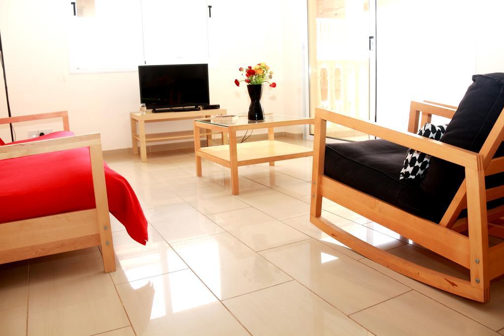 Photothea Apartments Protaras Extérieur photo